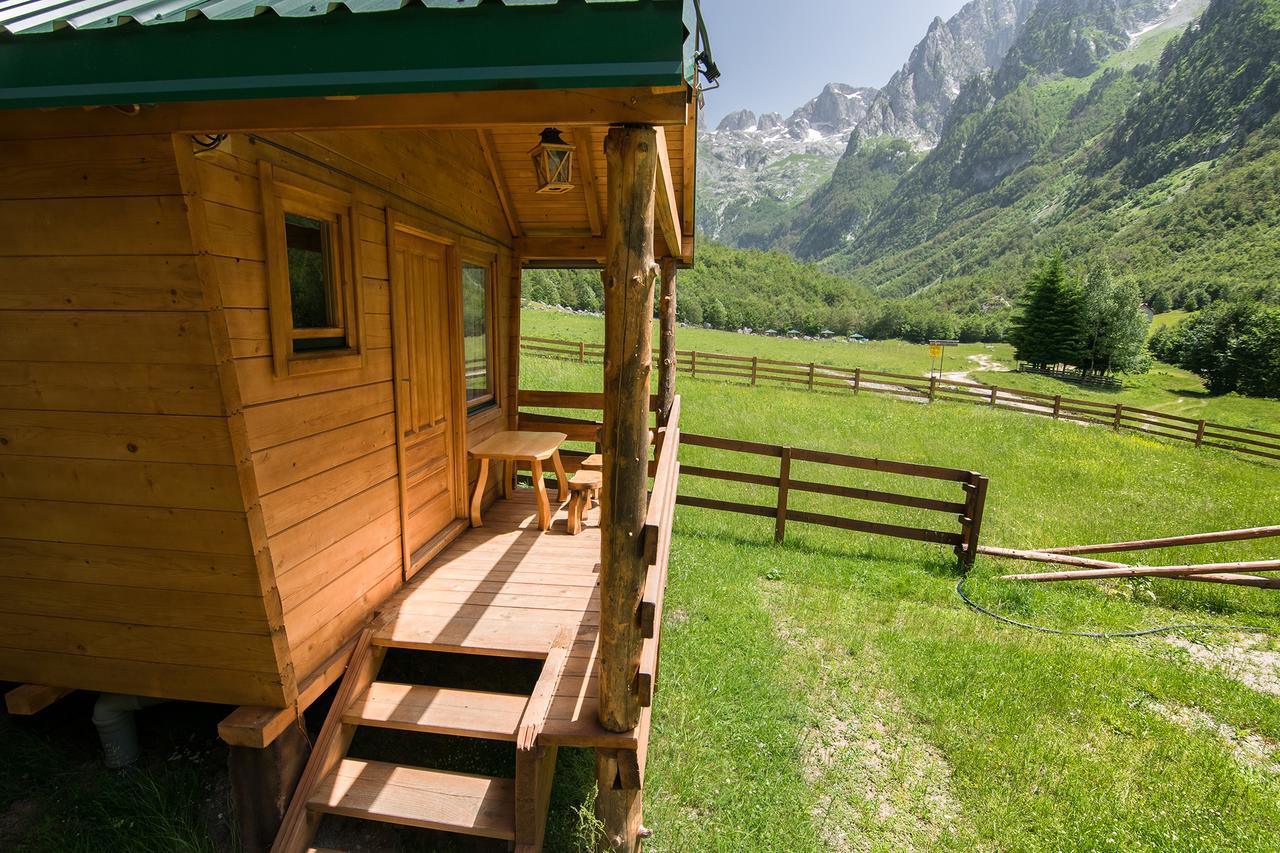Bungalows Katun Maja Karanfil Gusinje Ngoại thất bức ảnh